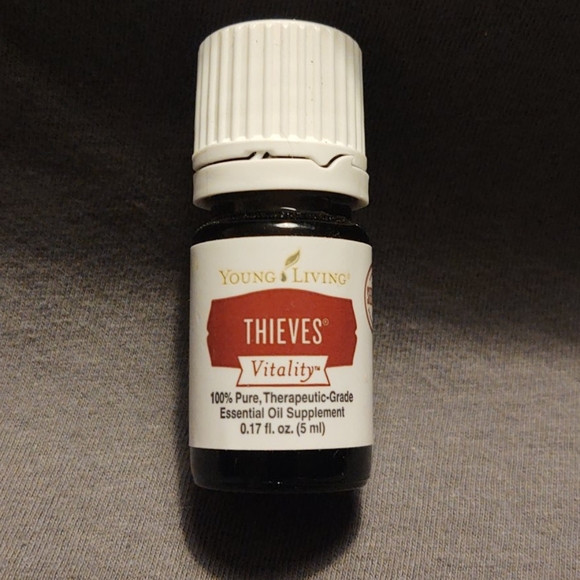 COPY - Young Living Thieves Vitality Essential Oil